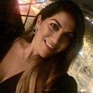 Meet your Posher, Nicole